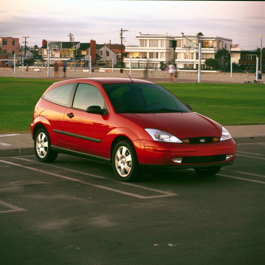  Ford Focus 1999 года  (фото 76 из 130)